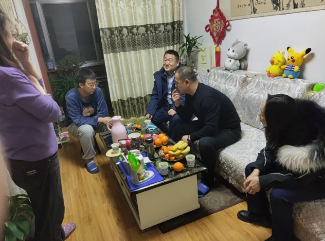 电子游戏网页版-电子游戏（中国）
产业开发板块深入开展员工家访活动(图2)