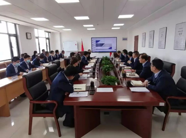 电子游戏网页版-电子游戏（中国）
召开党委理论中心组集体学习会议(图2)