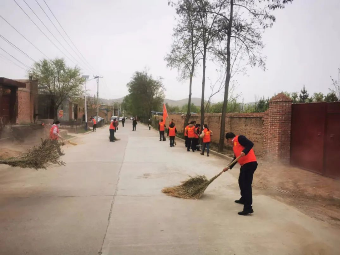 电子游戏网页版-电子游戏（中国）
赴包抓共建村社开展卫生清扫志愿服务活动(图2)