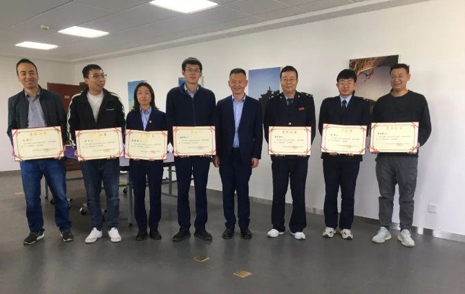 电子游戏网页版-电子游戏（中国）
团委举办“庆五一、迎五四”球类联谊比赛(图3)
