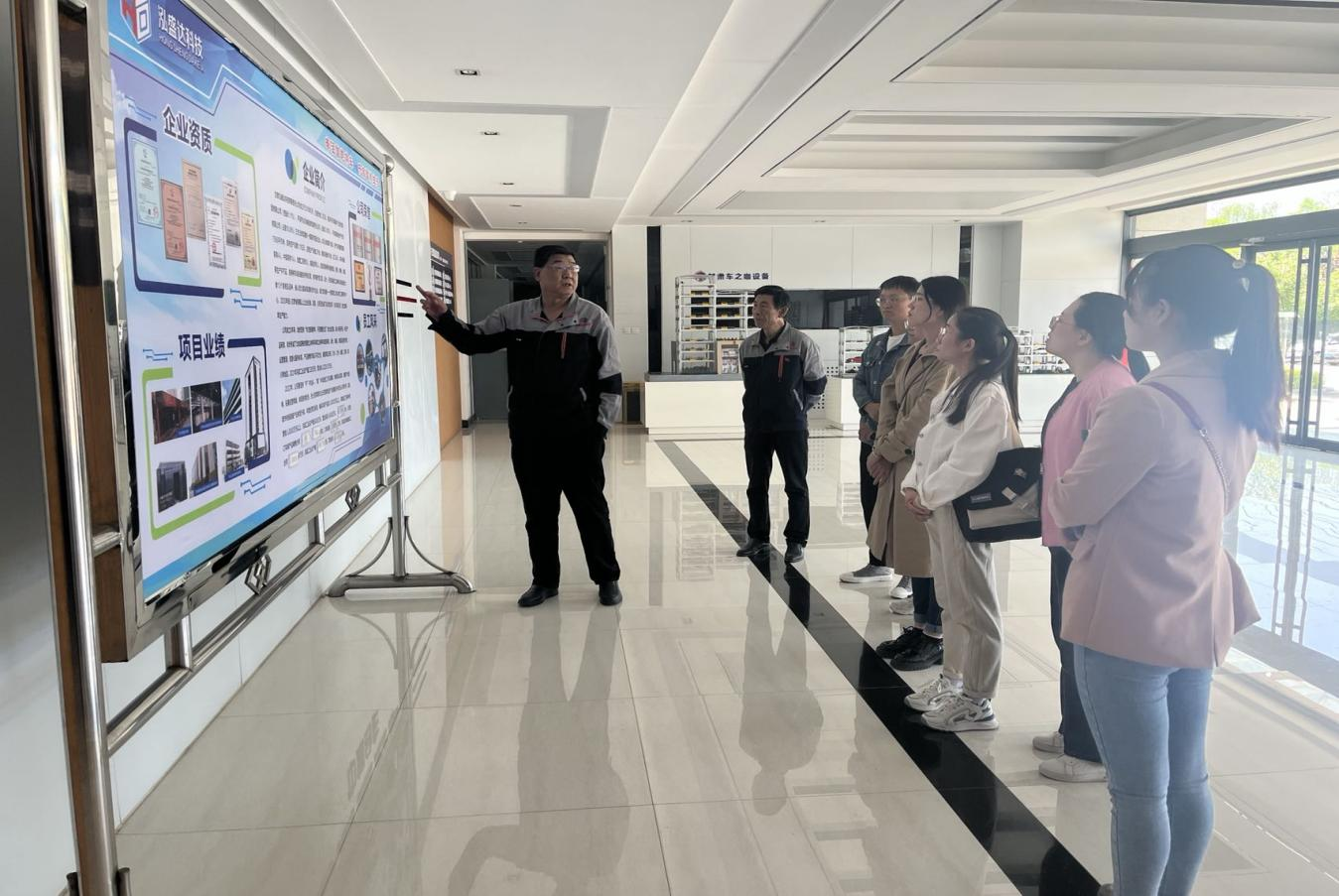 电子游戏网页版-电子游戏（中国）
开展新员工入职培训(图3)