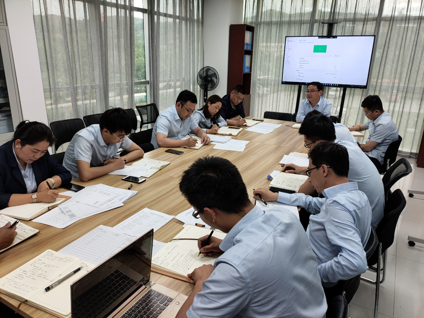 电子游戏网页版-电子游戏（中国）
平煤机公司开展作风集中整顿月活动第二期工作总结(图1)