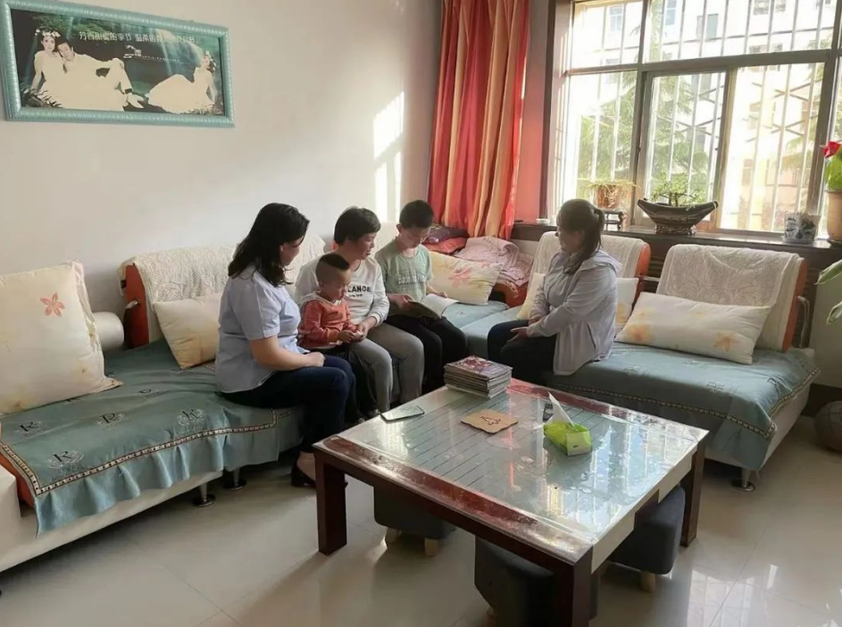 电子游戏网页版-电子游戏（中国）
开展女职工未成年子女关爱活动(图2)