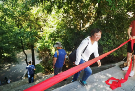 助力文旅市场 展示产投风采——电子游戏网页版-电子游戏（中国）
组织开展员工登山比赛活动(图7)