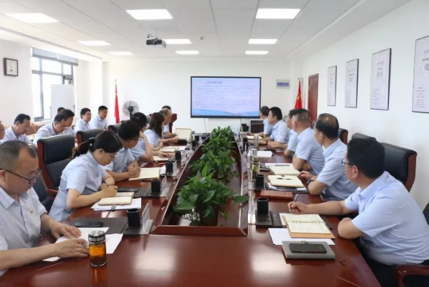 电子游戏网页版-电子游戏（中国）
召开党委理论中心组集体学习会议(图2)